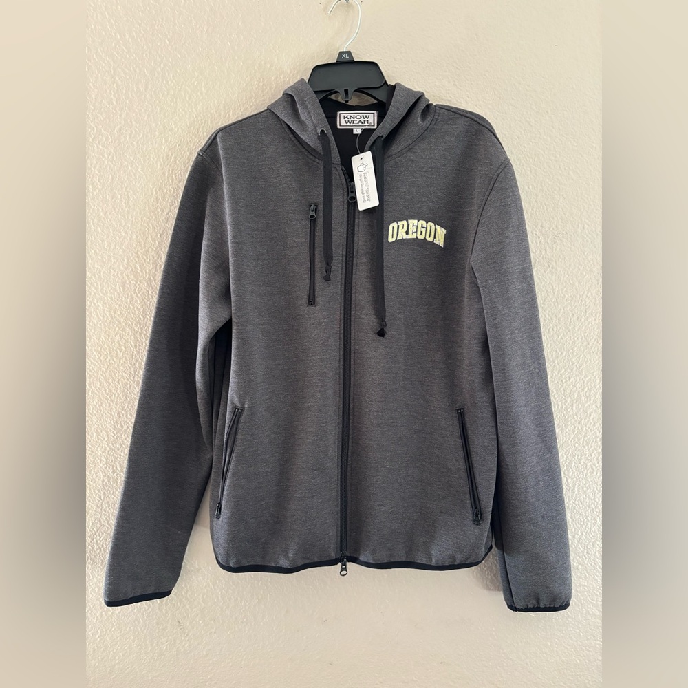 NWT KNOW WEAR gray Oregon hoodie is a full-zip fleece jacket Men’s Size Large